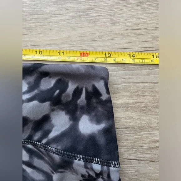 Danskin Women's Printed Performance 7/8 Legging - Picture 4 of 6